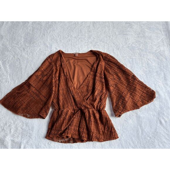 Willow & Root Tops - Juniors Lacy Faux Wrap Brown Shirt Size Small, Romantic, Flowy, BOHO